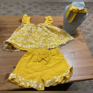 24 months yellow daisies set top n bottom and head band for 3 piece set.summer